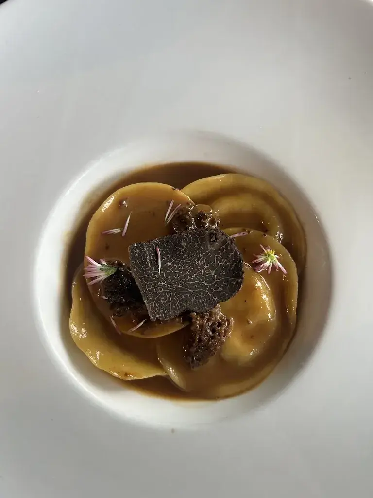 Emerick Palmier_Restaurant Le Rhino´s Club_Mathes_review