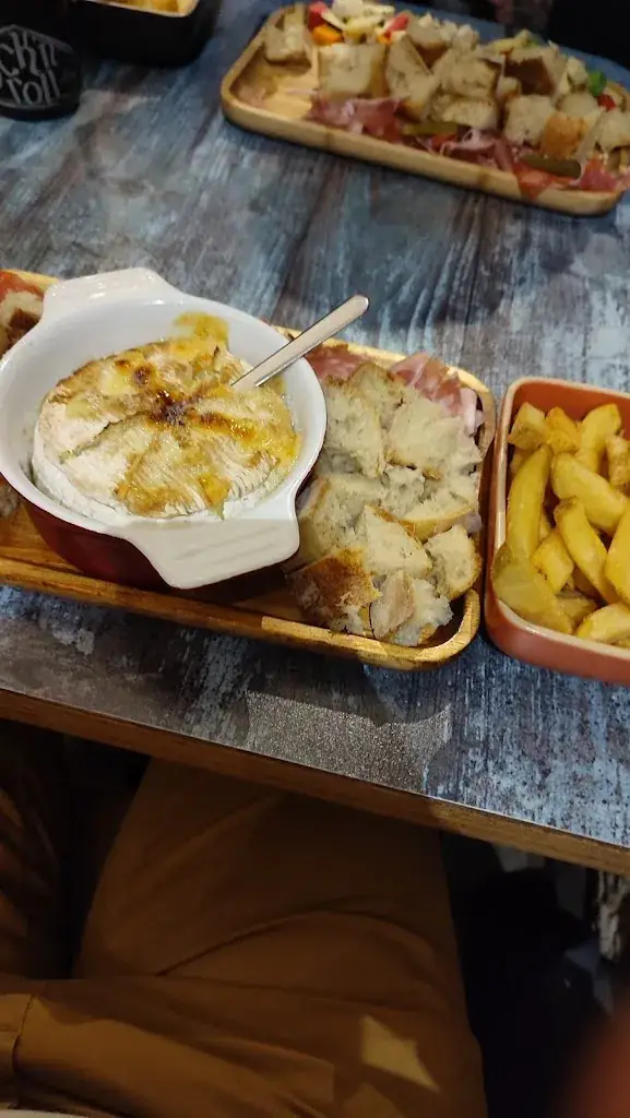 Jonathan 28 (L'apprenti J)_La Grange_Lagnieu_review