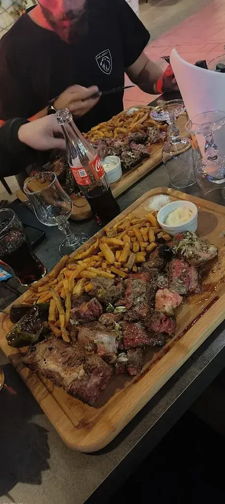 Maeva Malou_Maya_Lescar_recensione