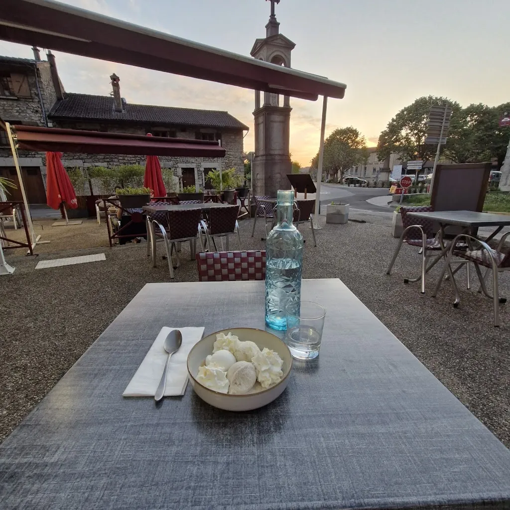 Le Rempart_Saint-Sorlin-en-Bugey_slider_image_1