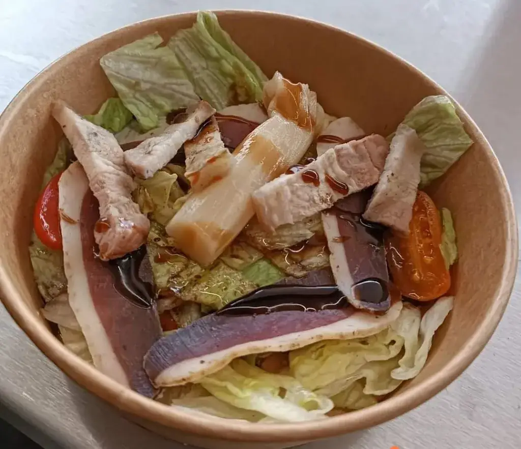 Béatrice BAZET_LE JCQ LE TOUT AU BARBECUE_Lescar_review