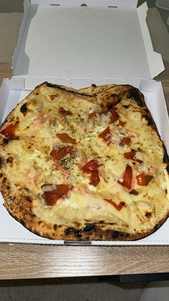 Youssef Gilbert_Pizza Justine_Lescar_avis