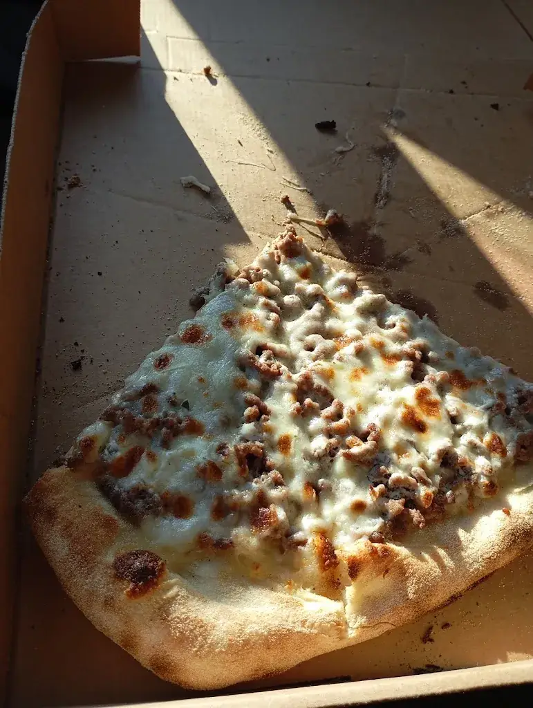 Alex Perso_Pizzeria Le Rubeau_Lubersac_review