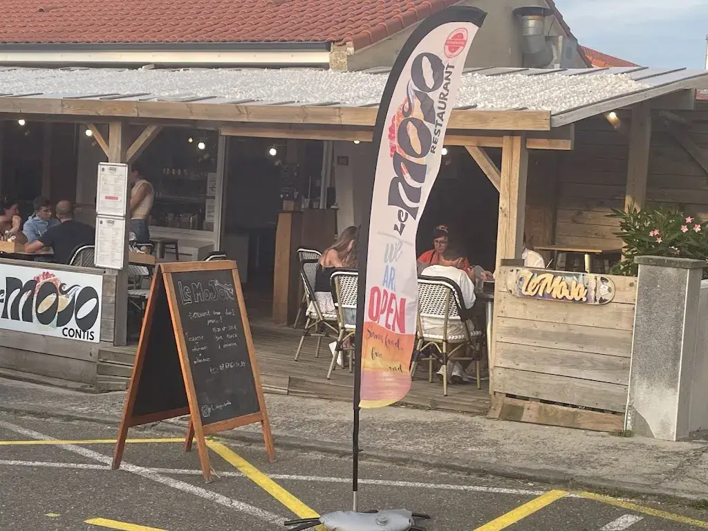 Le Mojo. Restaurant in Saint-Julien-en-Born