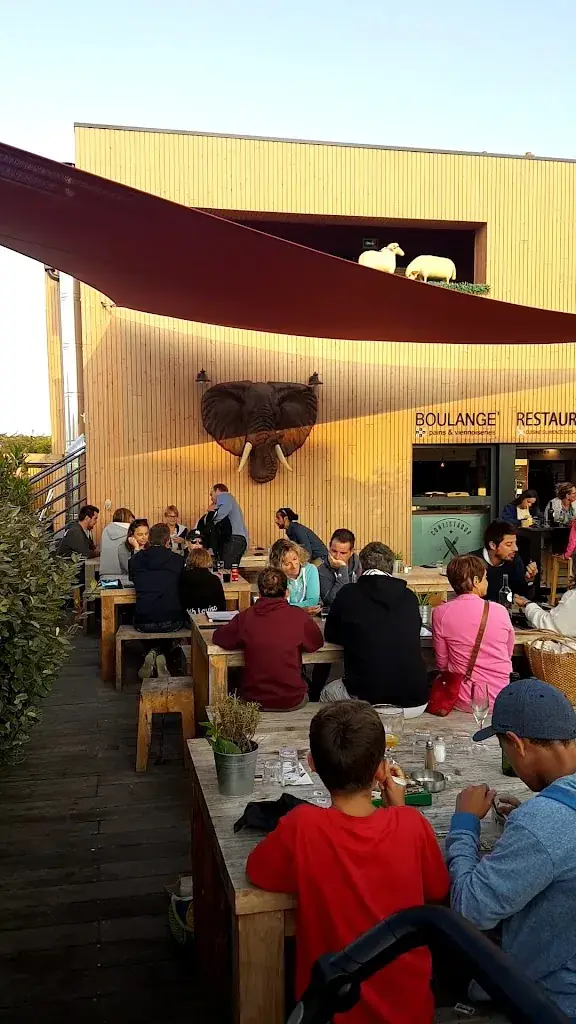 Contistador | Bar à Cocktails et Restaurant à Contis plage_Saint-Julien-en-Born_slider_image_2