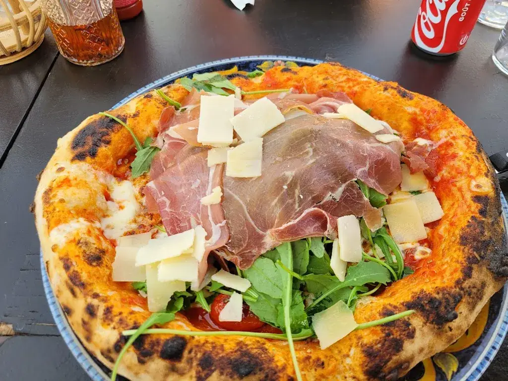 BIG JOE_Saint-Julien-en-Born_slider_image_3