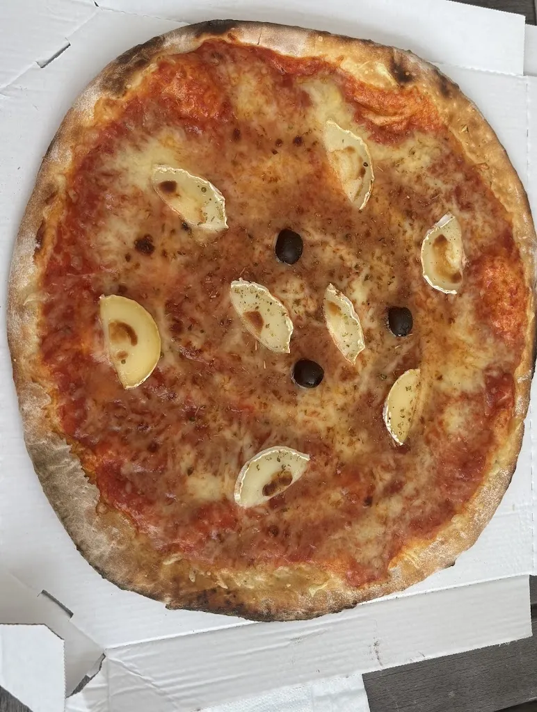 Theag_FLORIDA PIZZA, cuite au feu de bois A EMPORTER_Saint-Julien-en-Born_review