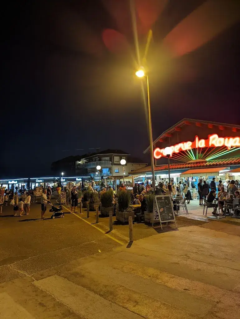 Alexander Dreyer_La Royale_Saint-Julien-en-Born_review