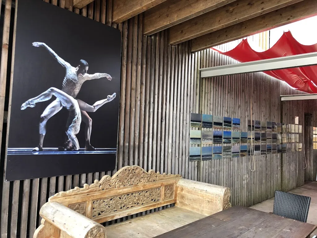 Bar La Pibale Restaurant in Saint-Julien-en-Born