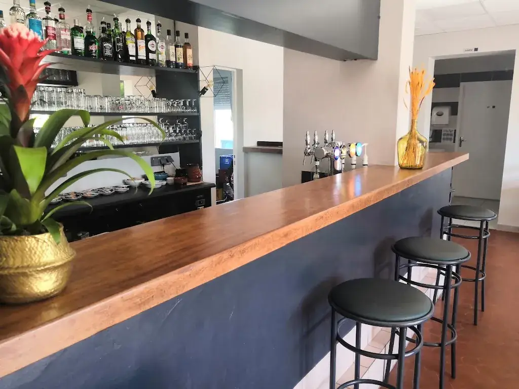 La Canotte Hôtel Bar Restaurant_Saint-Julien-en-Born_slider_image_3