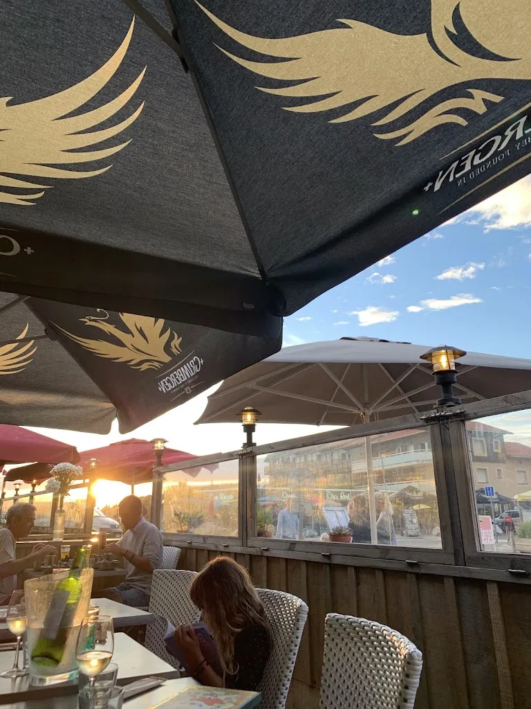 LalalalalaSchneider_Oyat Restaurant_Saint-Julien-en-Born_review