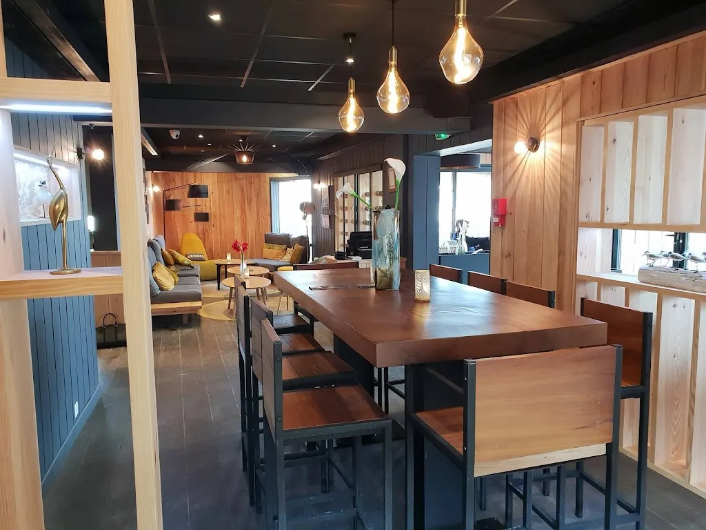 Oyat Restaurant_Saint-Julien-en-Born_slider_image_1