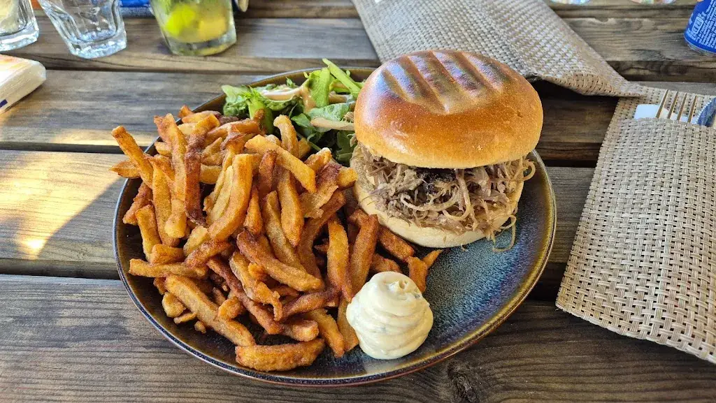 Comptoir Bohème_Saint-Julien-en-Born_slider_image_3