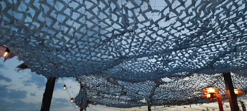 GILBERT POTIE_La Guinguette Sur Le Toit_Saint-Julien-en-Born_Bewertung