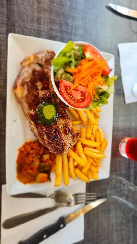 Menu_La Petite Auberge - Restaurant- Bar - Hôtel_Yssingeaux_image_3