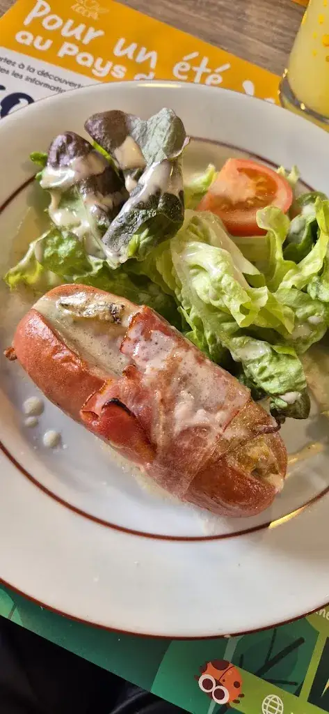 Cloe De souza_La Petite Auberge - Restaurant- Bar - Hôtel_Yssingeaux_review