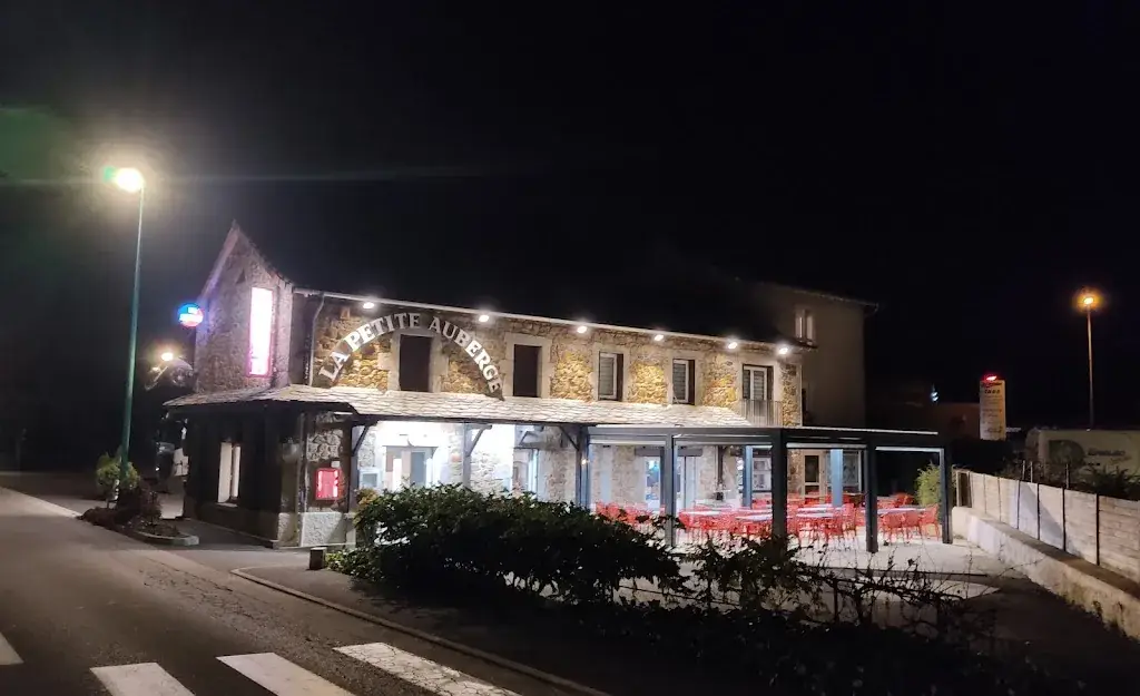 La Petite Auberge - Restaurant- Bar - Hôtel_Yssingeaux_slider_image_3