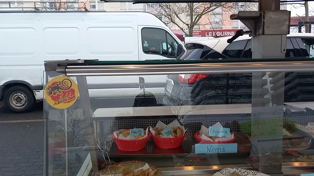 LA CAZE LILI_Loudun_slider_image_1