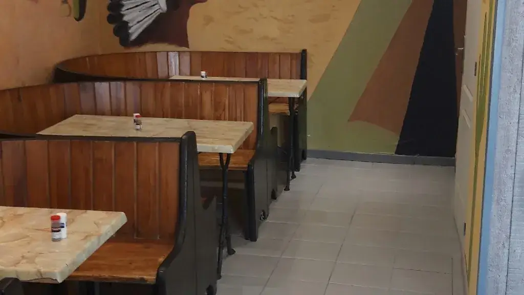 Ô saloon_Loudun_slider_image_1