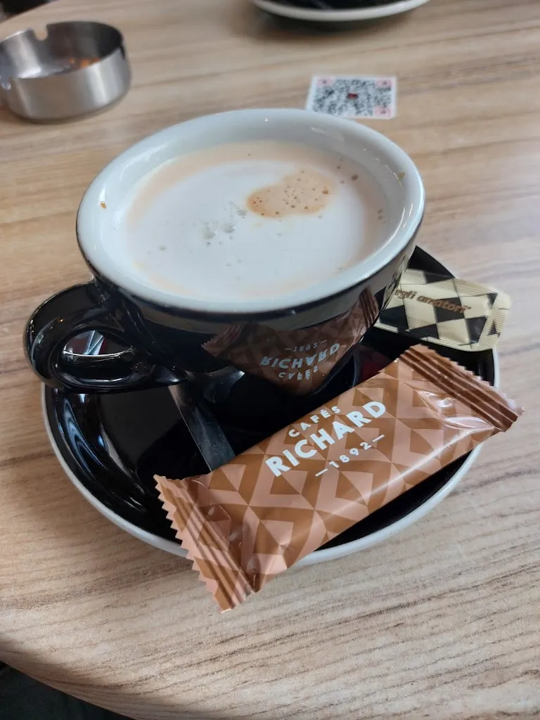 Bar des Arcades_Loudun_slider_image_3