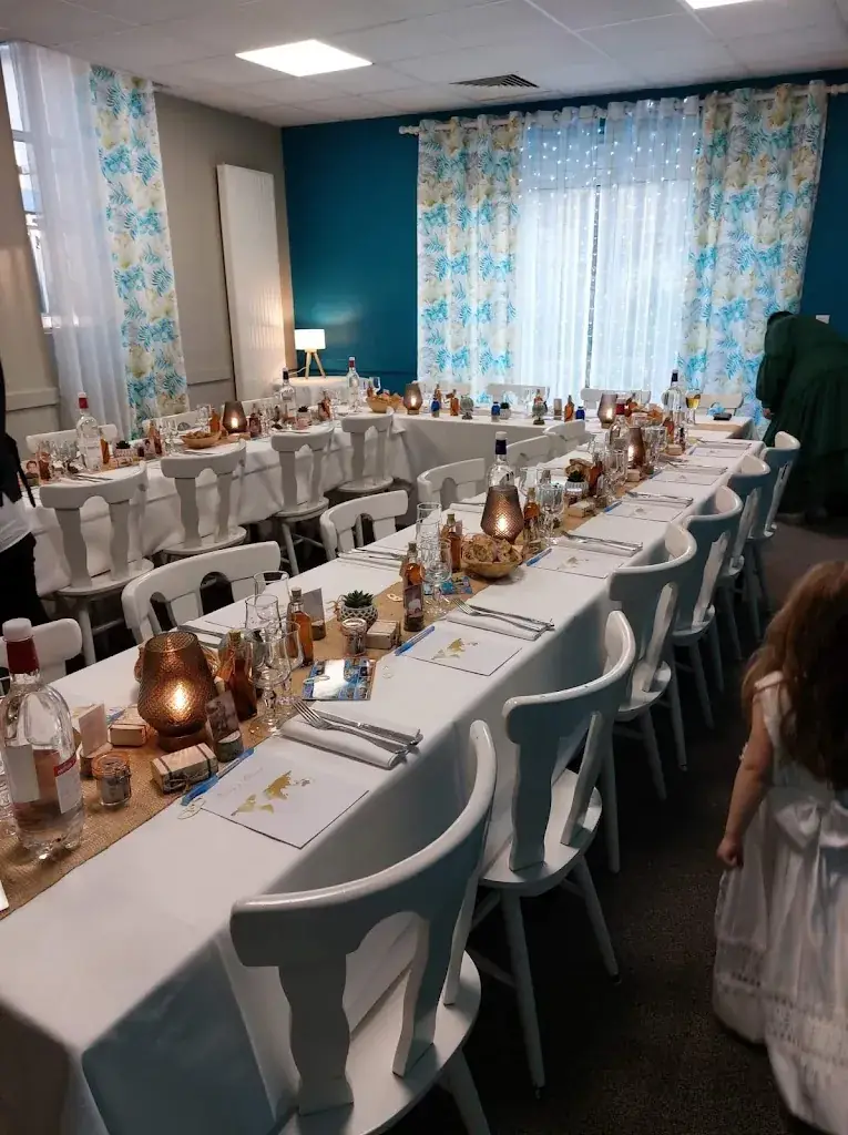 Le Relais De La Roche Rigault restaurant in Roche-Rigault