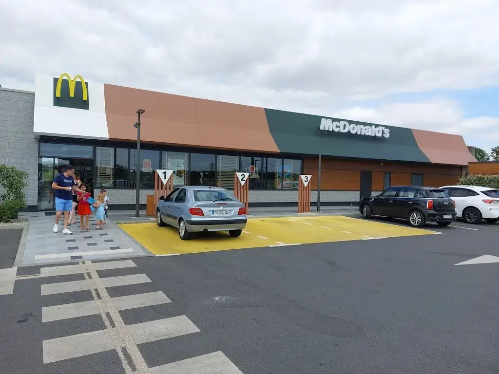 McDonald's Loudun_Loudun_slider_image_1