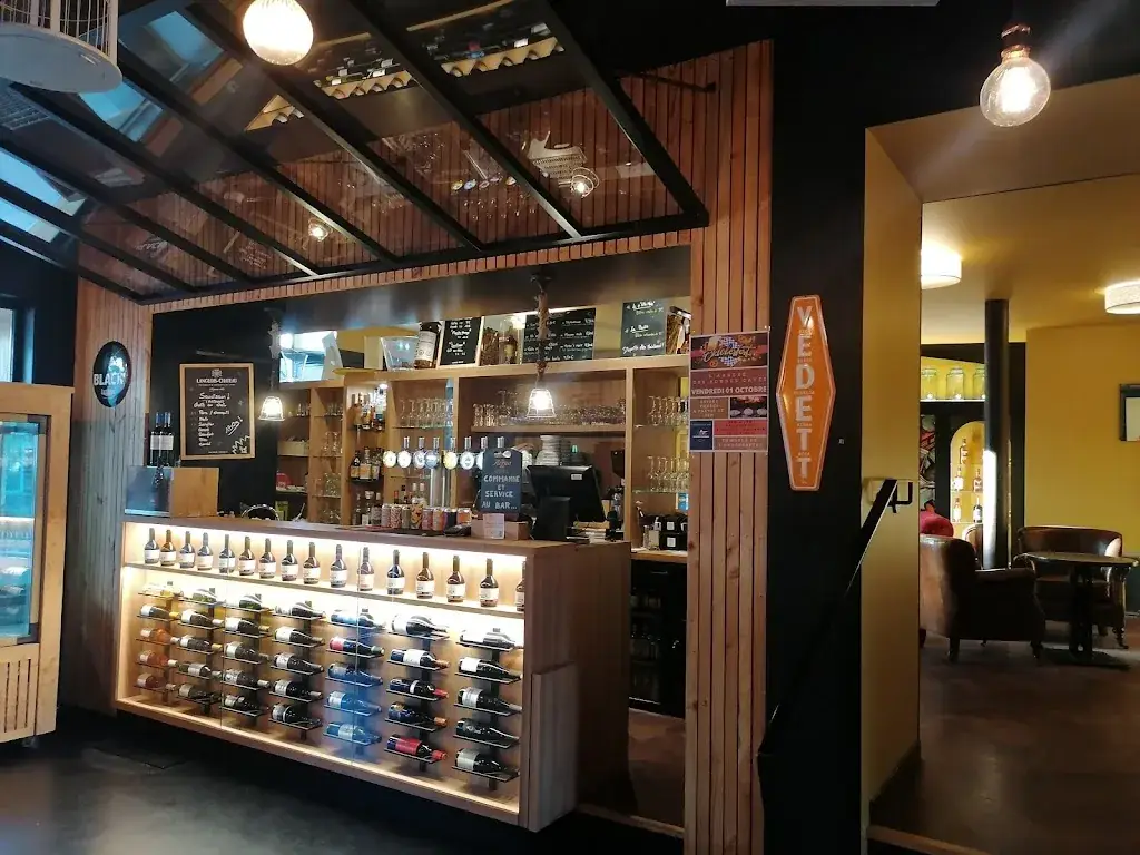 L'Annexe des Bonnes caves restaurant in Loudun