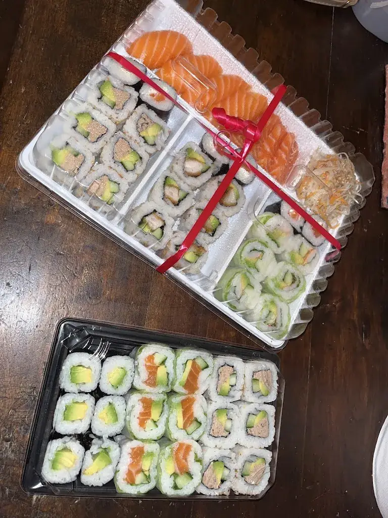 GOSUSHI restaurant in Monein