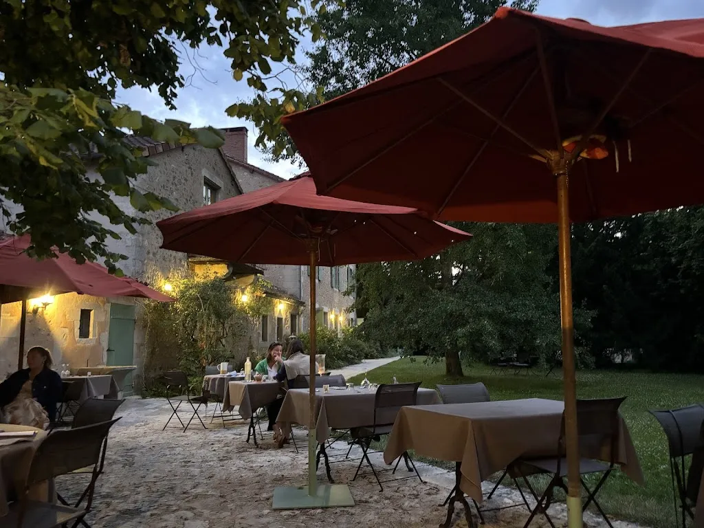 La Table des Orangeries_Lussac-les-Châteaux_slider_image_2