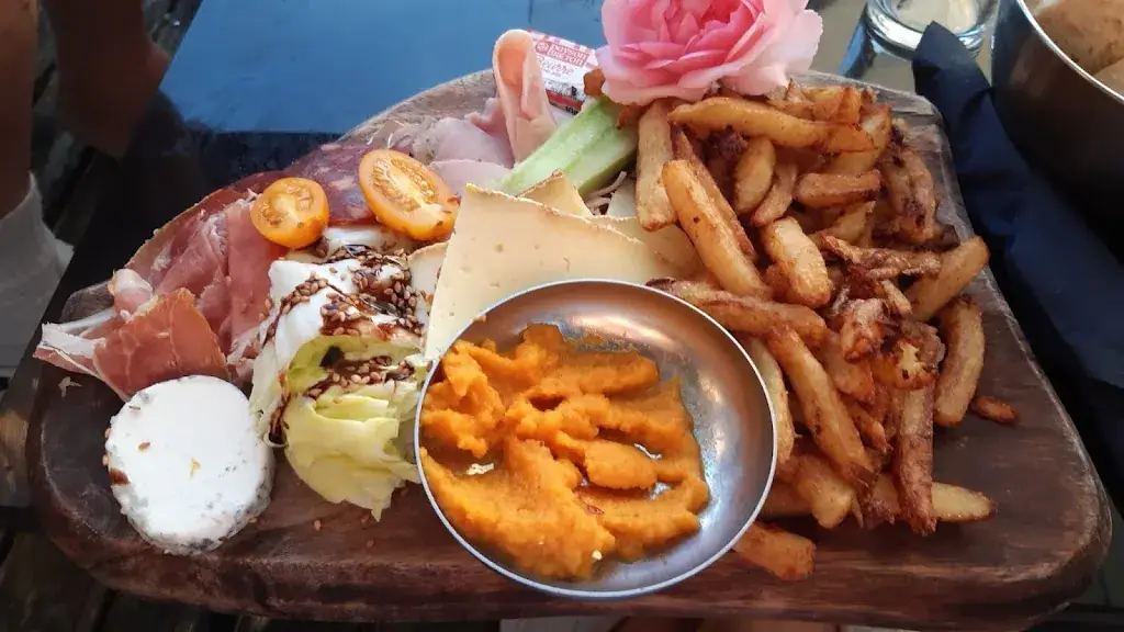 La Cascade_Civaux_slider_image_2