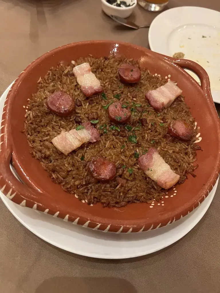 Kwan Rio_ALBERGUE 1601_Macao_review