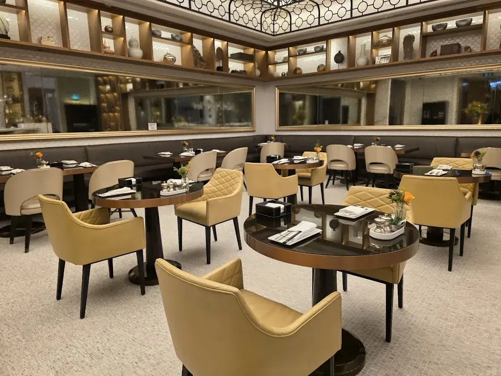 The Manor_Macao_slider_image_3