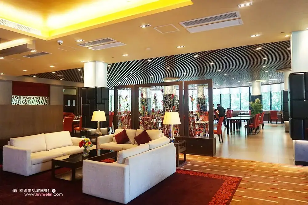 UTM Educational Restaurant restaurant in 望廈山