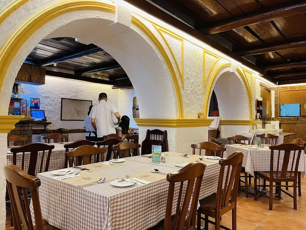 A Lorcha_Macao_slider_image_1