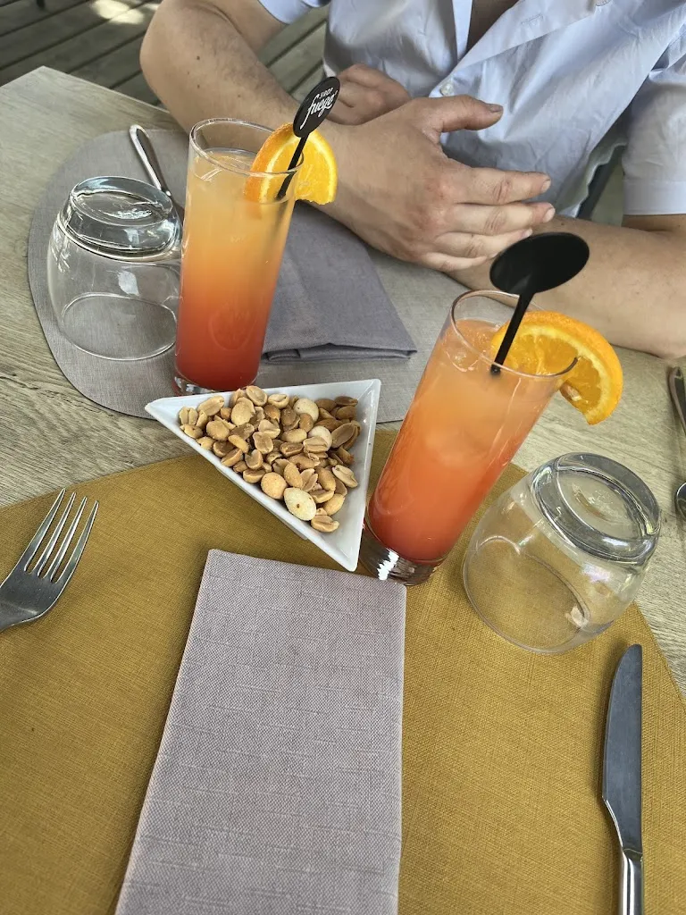 Justine Benoist_Brasserie de la Repentie_Magné_review