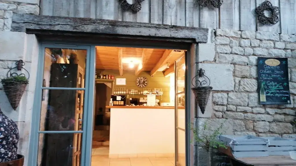 Crêperie du Bief restaurant à Magné