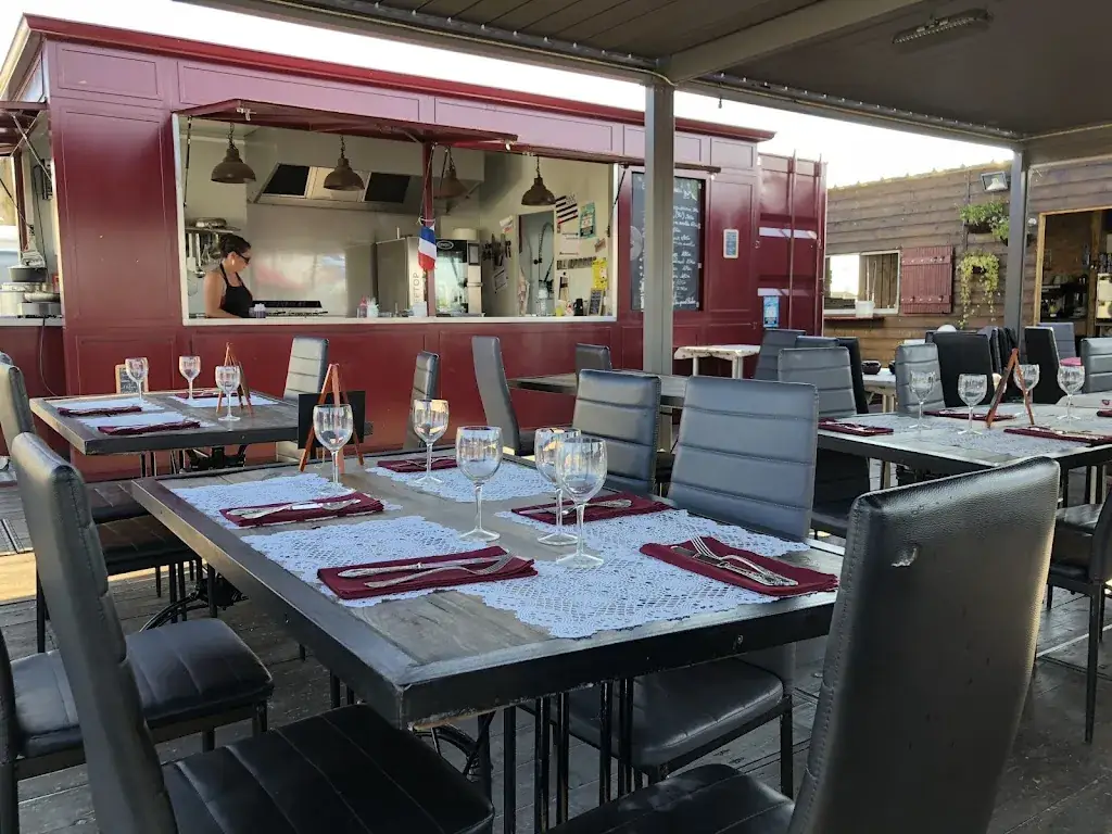 Chm Obrrtr_Au Bout Du Port_Marans_review