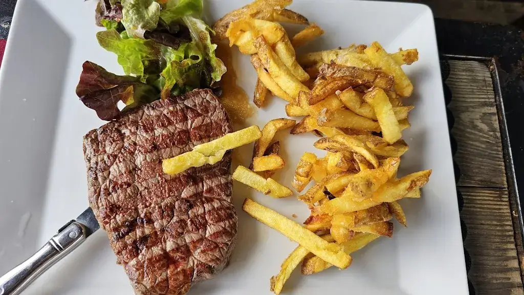 Au Bout Du Port_Marans_slider_image_3