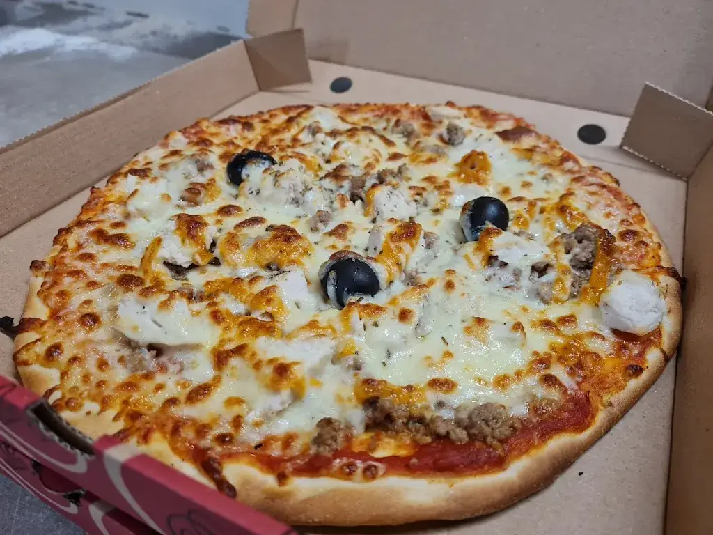 Délice Pizza_Marans_slider_image_2