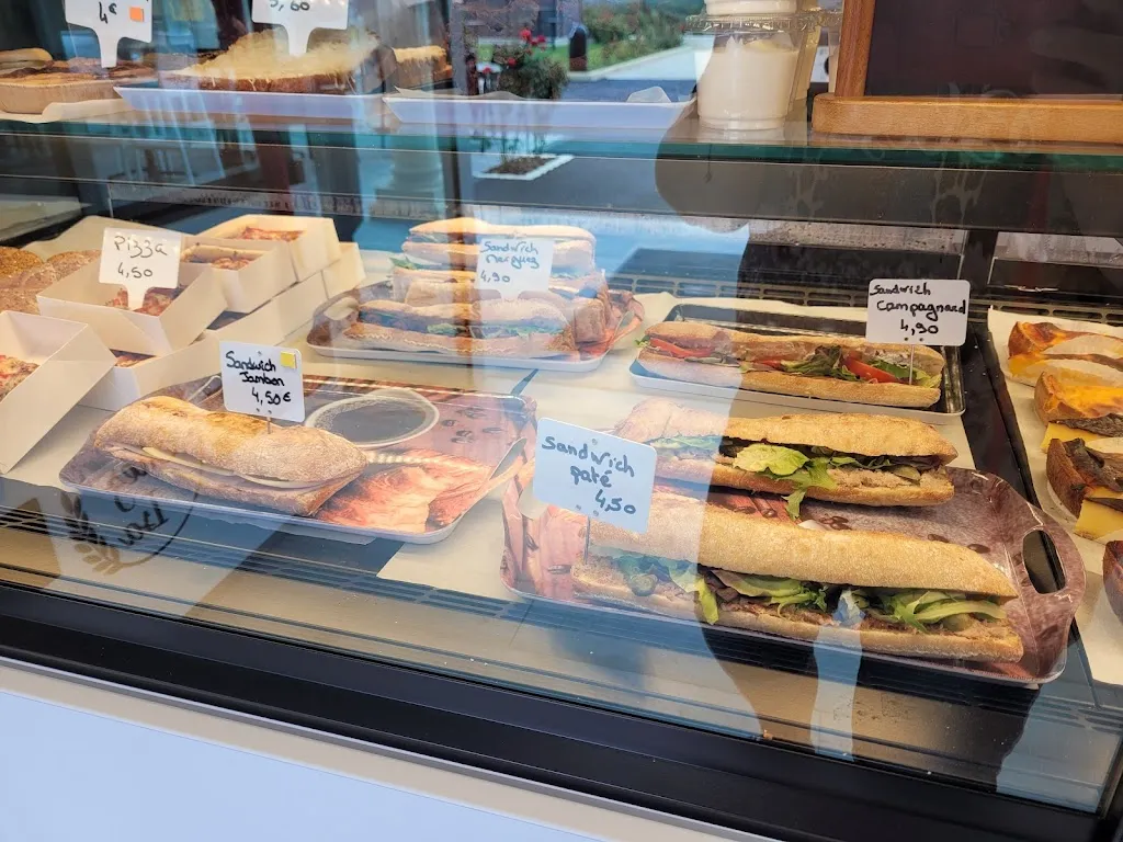 Chez Isa_Mansle-les-Fontaines_slider_image_1