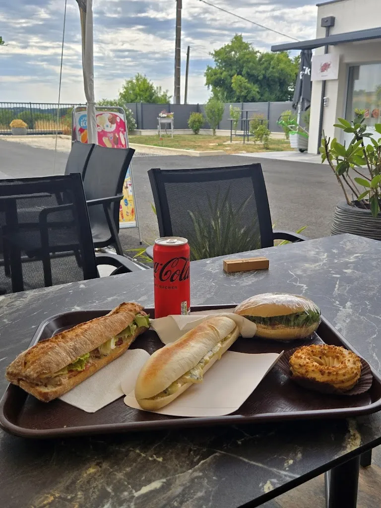 Chez Isa_Mansle-les-Fontaines_slider_image_2