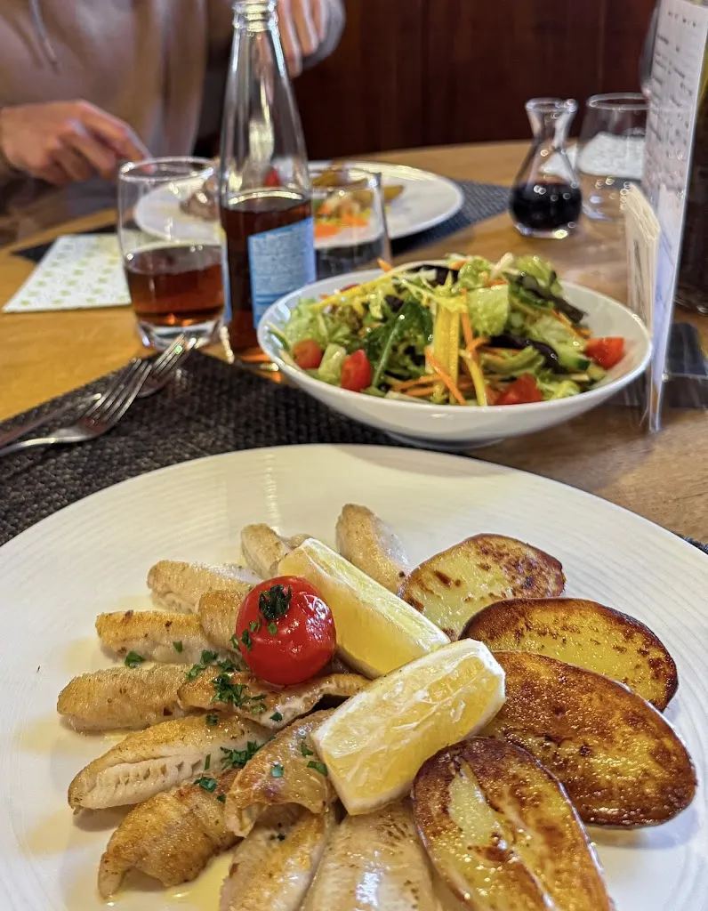 Yana Devi_Auberge du vigneron_Bourg-en-Lavaux_review