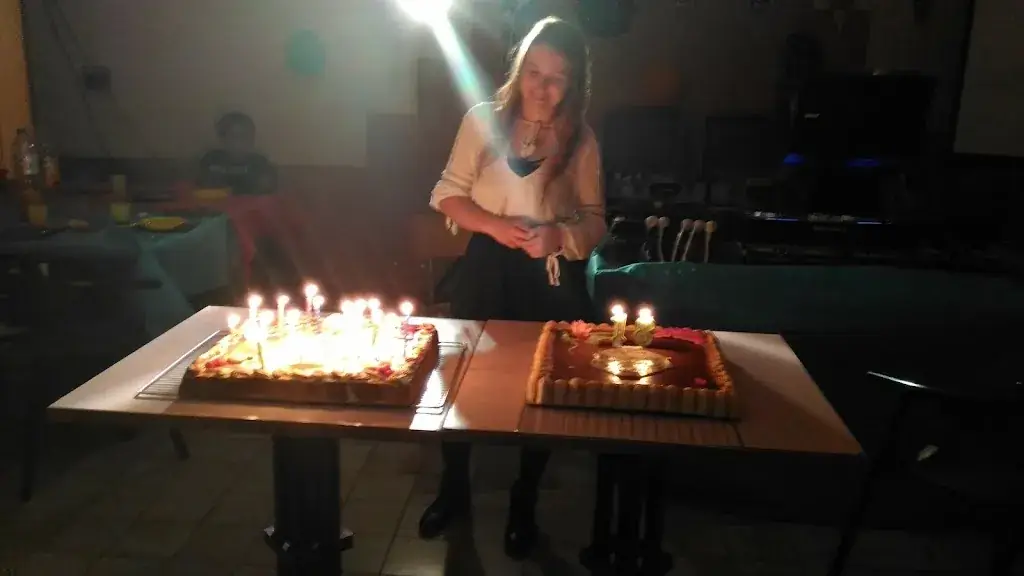 Café de La Poste_Jaunay-Marigny_slider_image_1