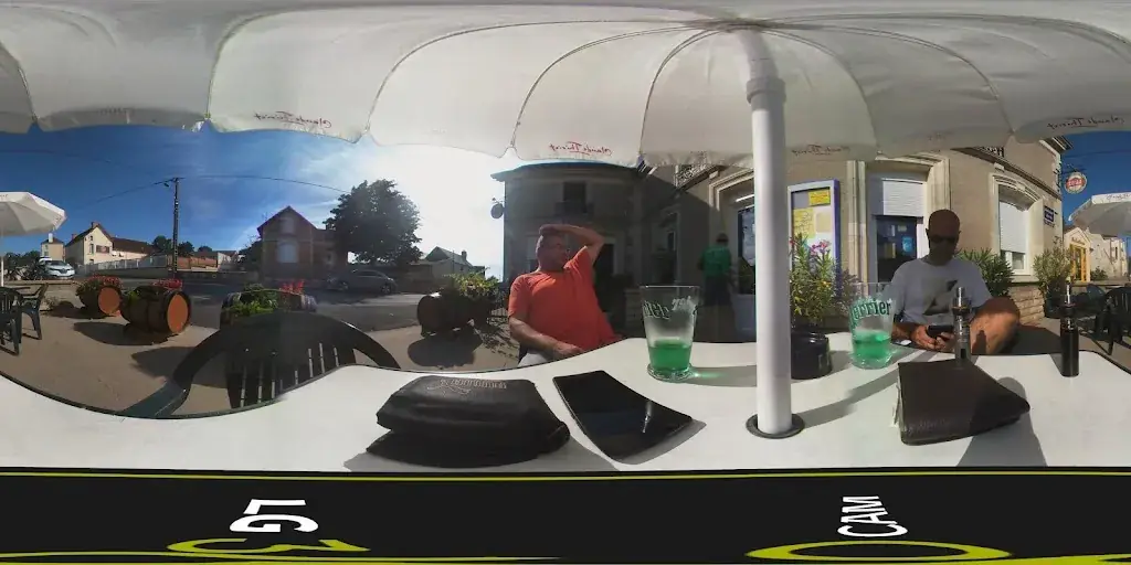 Café de La Poste_Jaunay-Marigny_slider_image_2