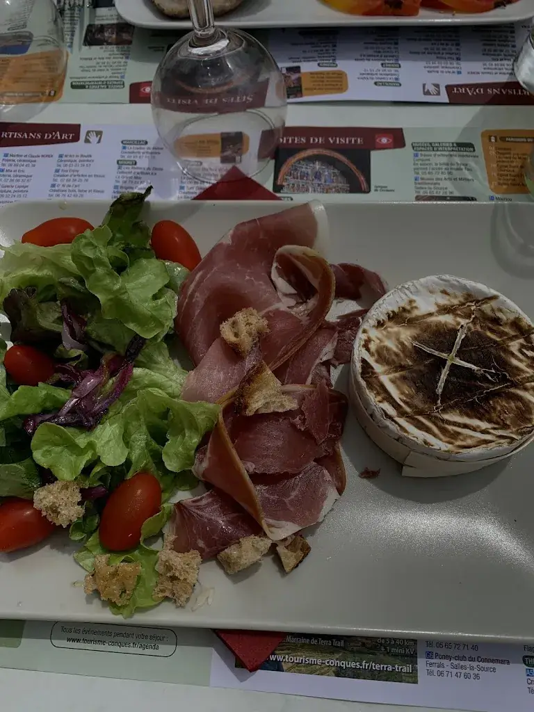 Morgane Ch_La Grange_Clairvaux-d'Aveyron_review