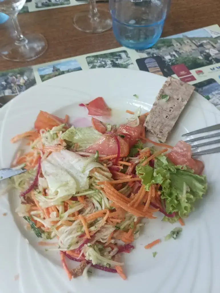 Tacha_Le ROUGIER_Nauviale_review