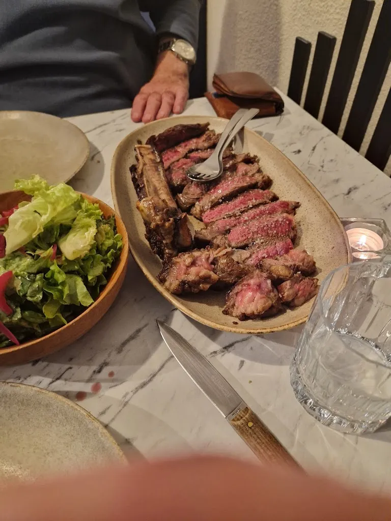 Andrew Karney_Restaurant Cascade_Salles-la-Source_recensione