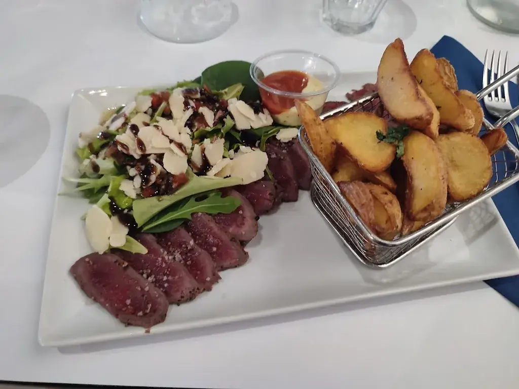 Lynnette LaPlace_Bistrot Colette The Village_Villefontaine_review