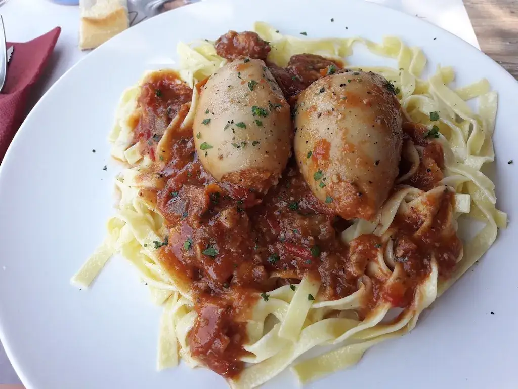 Sandrine Canellas_Le National_Matha_review