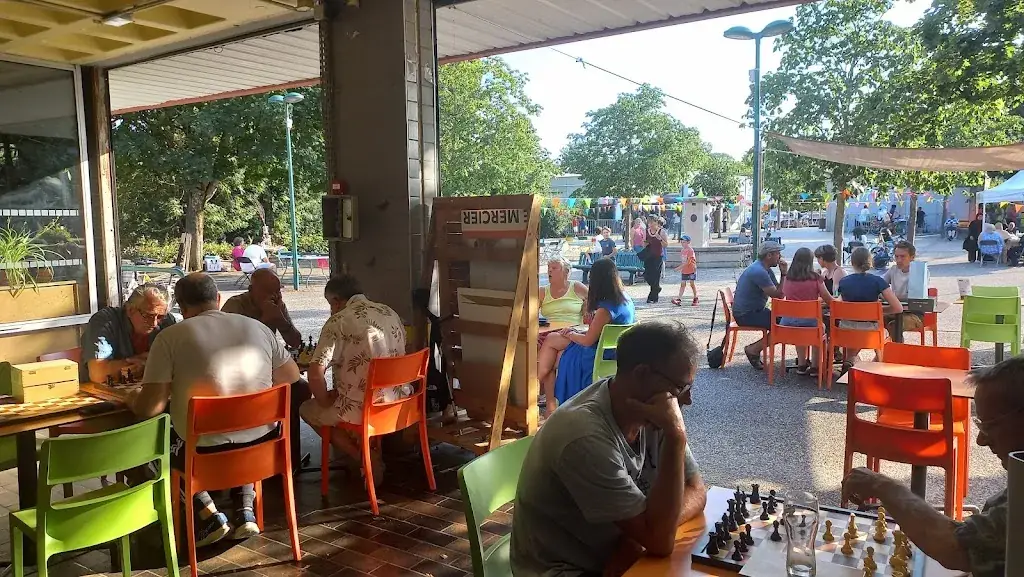 La caravane des possibles_Villefontaine_slider_image_3